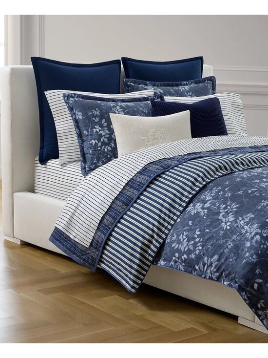 Lauren Ralph Lauren Other - Ralph Lauren Catalina Queen Duvet bedding set with 2 shams